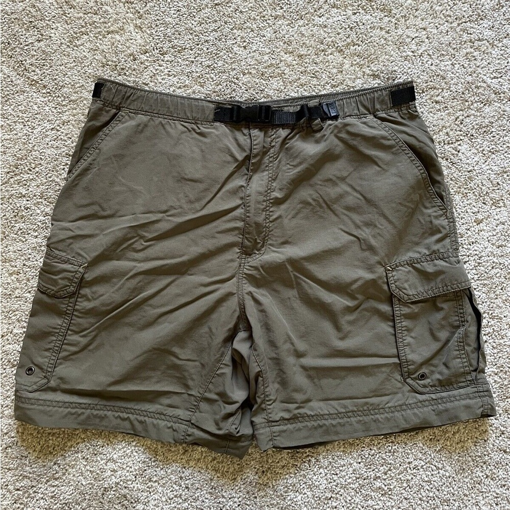 REI Men's Size Large Cargo Hiking Shorts Army Green Nylon Belted Lightweight